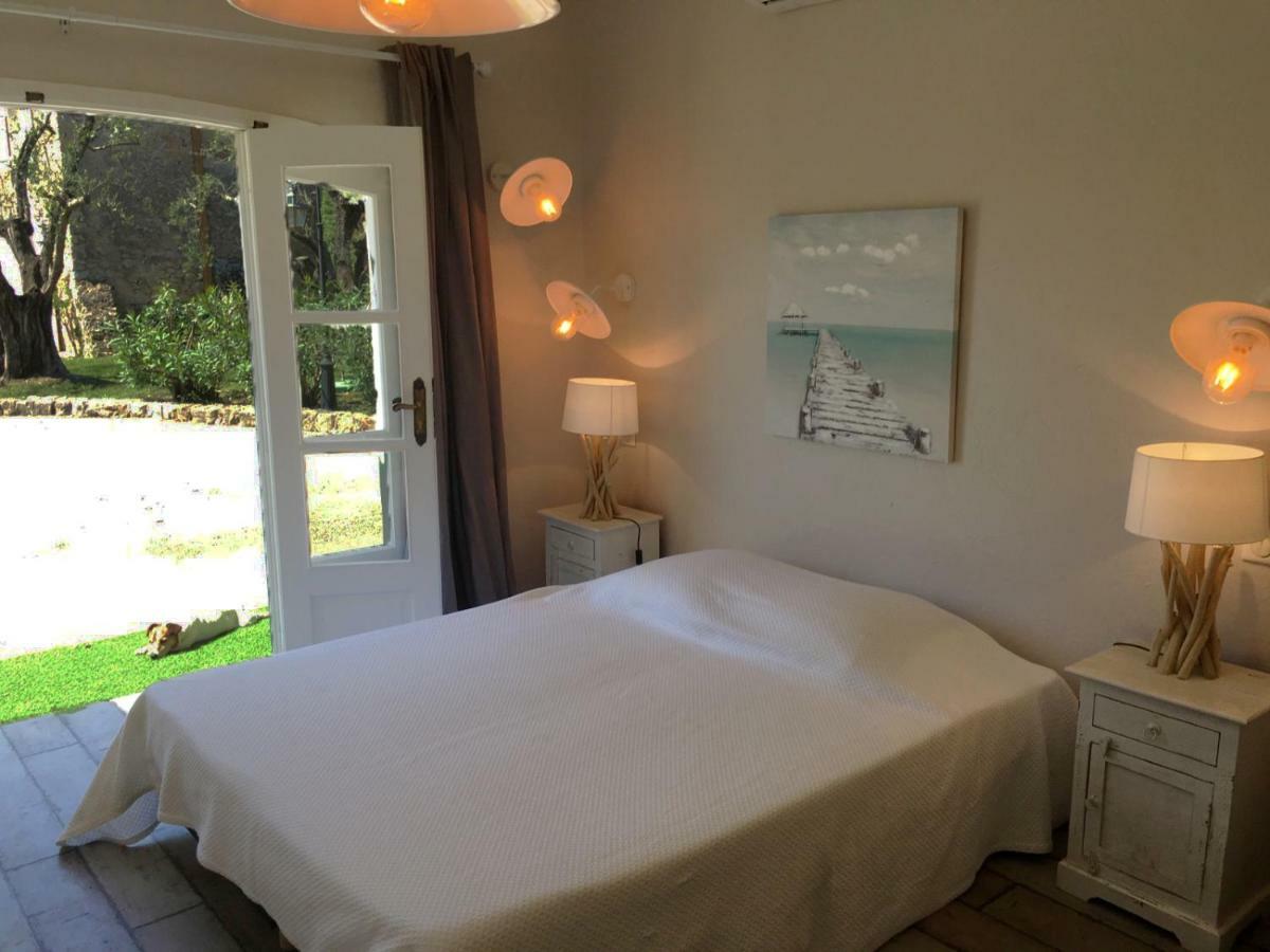 Le Champmazet Bed and Breakfast La Roquette-sur-Siagne Eksteriør billede