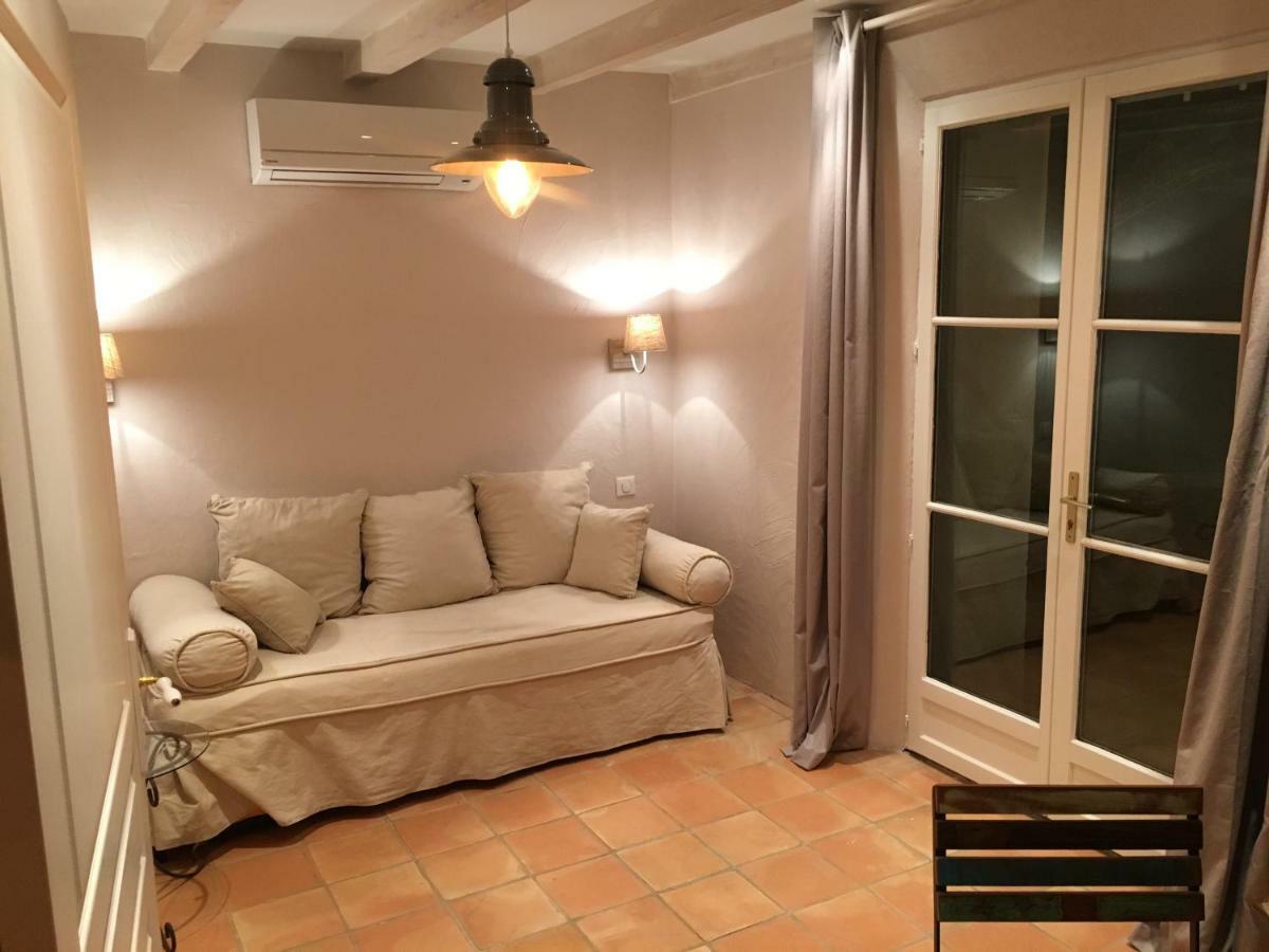 Le Champmazet Bed and Breakfast La Roquette-sur-Siagne Eksteriør billede